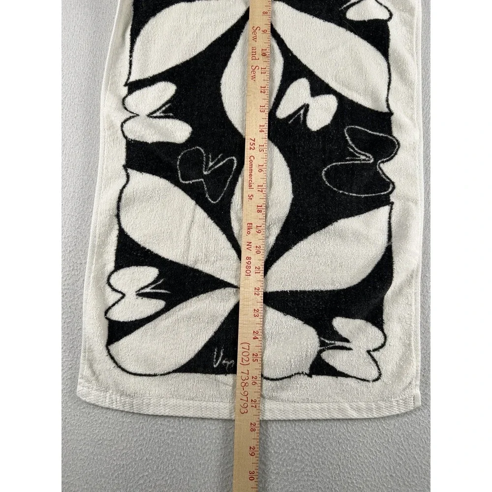 VTG VERA NEUMANN Black White Floral Butterfly Bath Towel Hand Towel Set RARE
